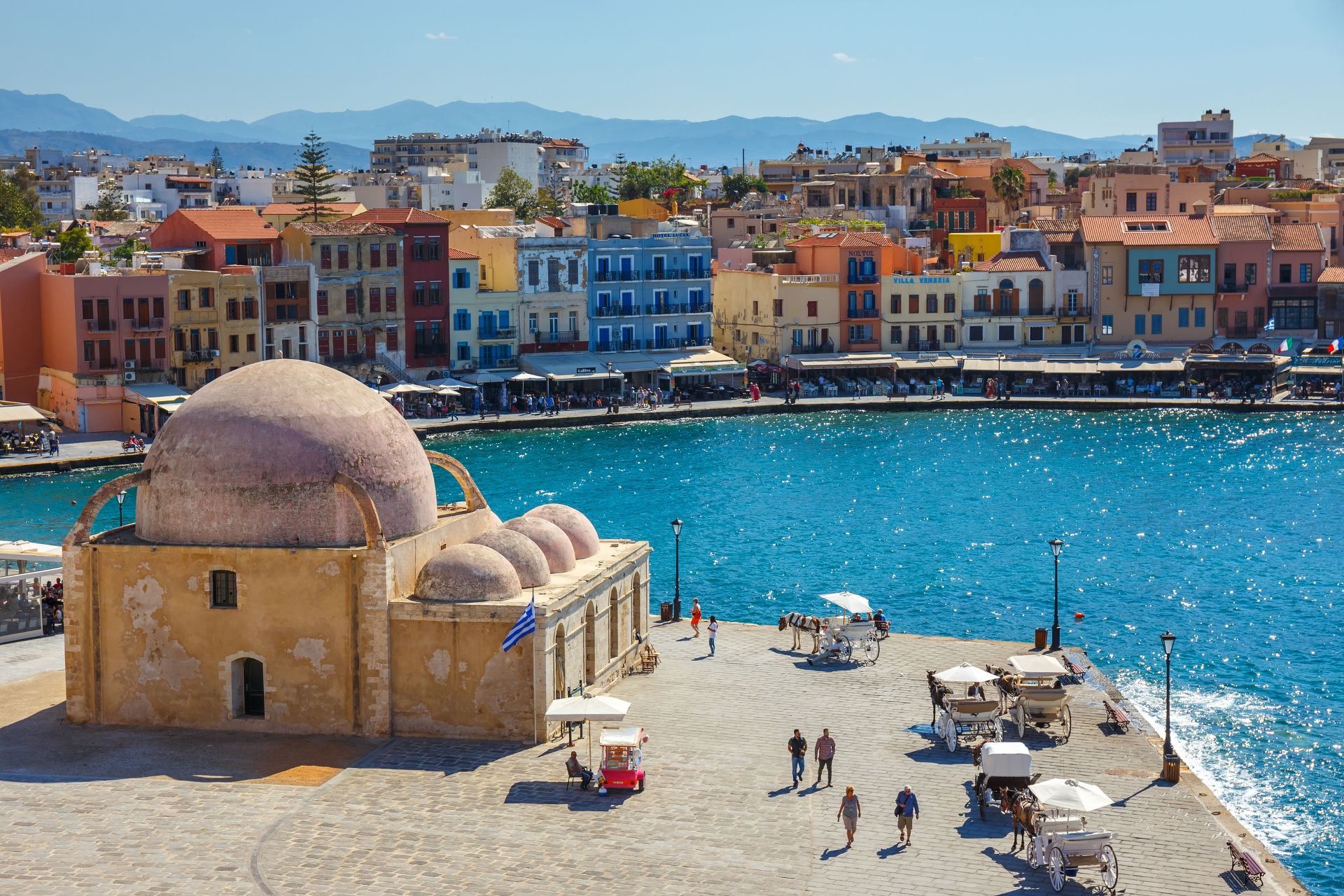 Chania's Venetian harbour, old town